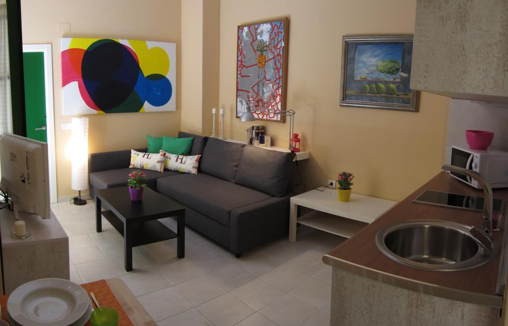 Livemalaga San Juan Apartment Room photo